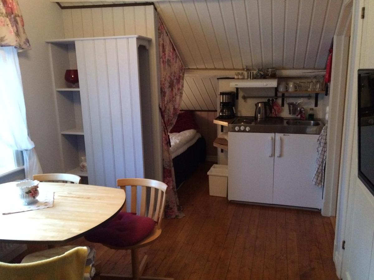 Affittacamere Tavlebords Honungsgard Tegneby Esterno foto